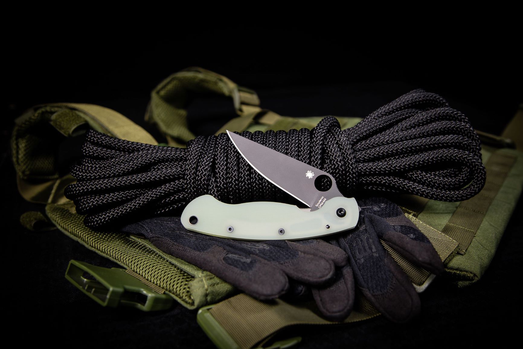 Exclusive Spyderco Military DLC M4 – DROPPING 2/5!