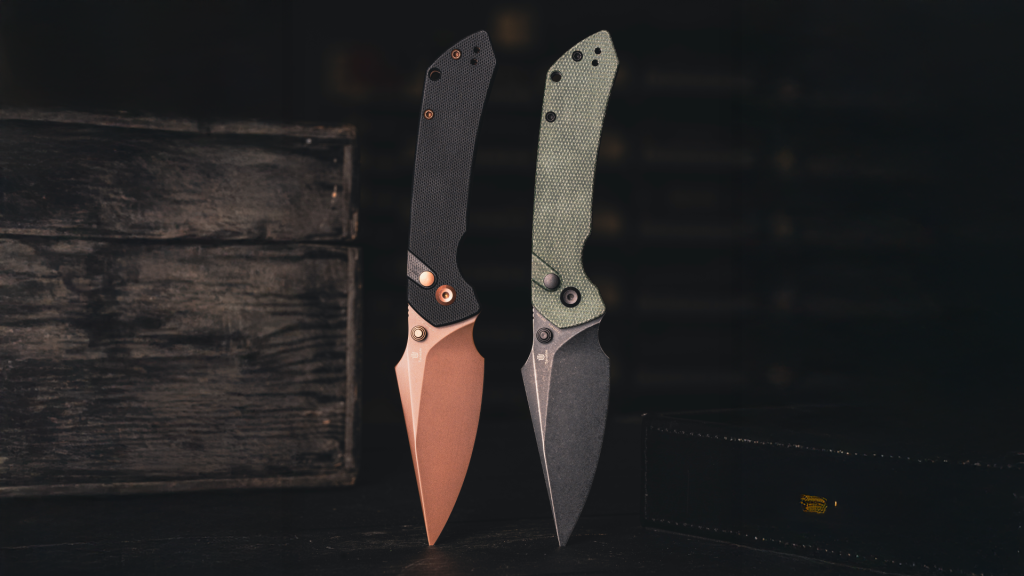 Kansept fenrir knives against a black background