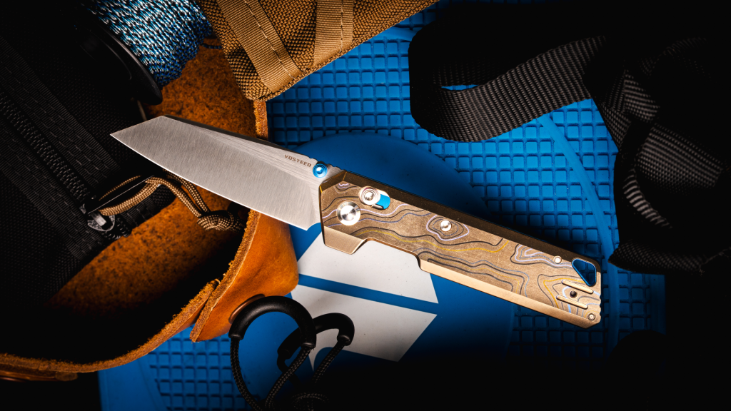 Vosteed Parallel with other everyday carry gear
