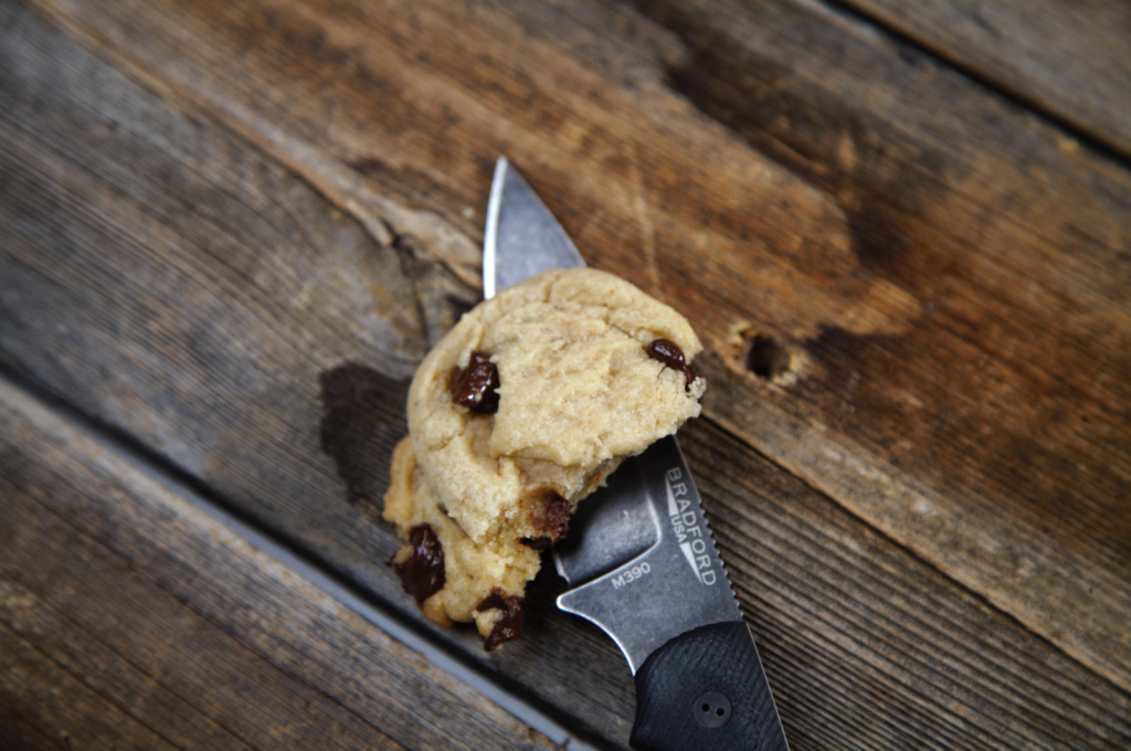 knife-and-cookie