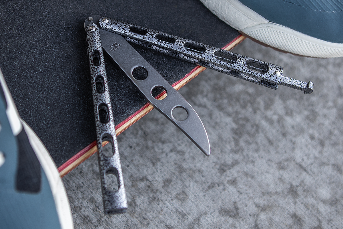 bear & son 114 with trainer blade