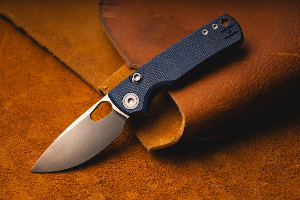 A Vosteed Porcupine on a leather background.